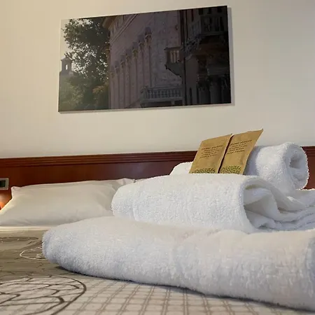 3.0 Rooms * Ferrara